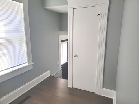 Tiny photo for 814 W Olive Street, Bloomington, IL 61701 (MLS # 12483705)