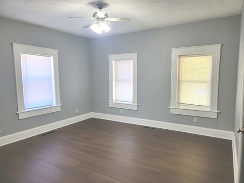 Tiny photo for 814 W Olive Street, Bloomington, IL 61701 (MLS # 12483705)