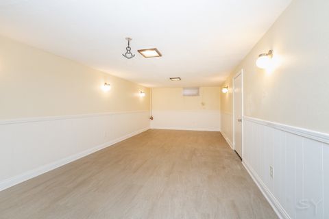 Tiny photo for 14 Arrowhead Drive, Thornton, IL 60476 (MLS # 12554579)