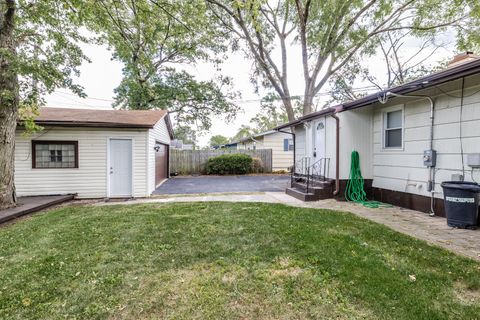 Tiny photo for 14 Arrowhead Drive, Thornton, IL 60476 (MLS # 12554579)