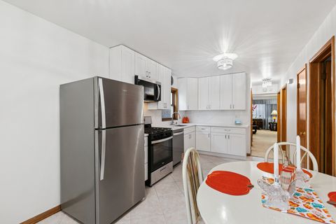Tiny photo for 9921 S Morgan Street, Chicago, IL 60643 (MLS # 12379736)