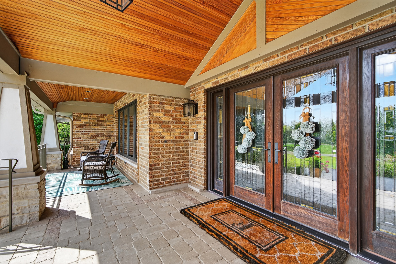 1886 Clover Drive