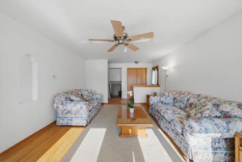 Tiny photo for 8455 Newland Avenue, Burbank, IL 60459 (MLS # 12728777)