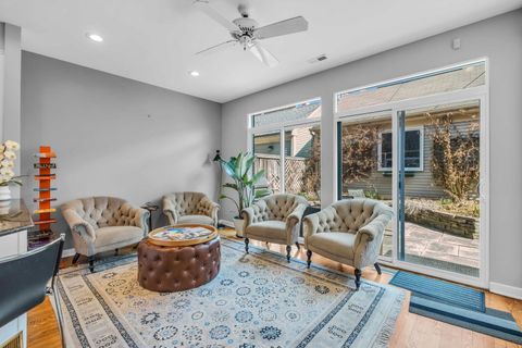Tiny photo for 1719 N Fremont Street, Chicago, IL 60614 (MLS # 12356474)