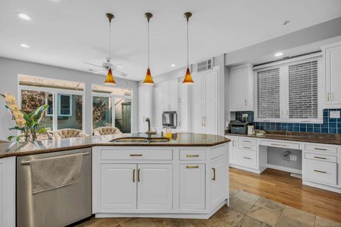 Tiny photo for 1719 N Fremont Street, Chicago, IL 60614 (MLS # 12356474)