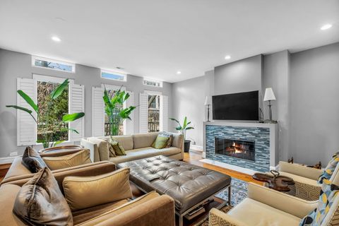 Tiny photo for 1719 N Fremont Street, Chicago, IL 60614 (MLS # 12356474)