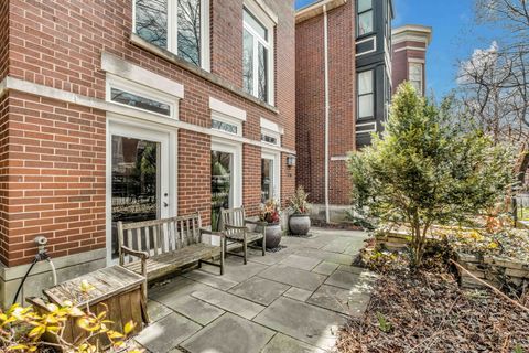 Tiny photo for 1719 N Fremont Street, Chicago, IL 60614 (MLS # 12356474)