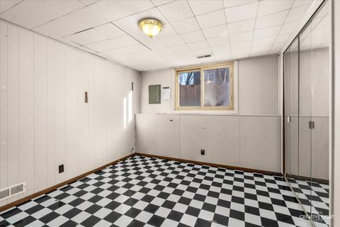 Tiny photo for 425 Carriage Hill Road, Naperville, IL 60565 (MLS # 12539806)