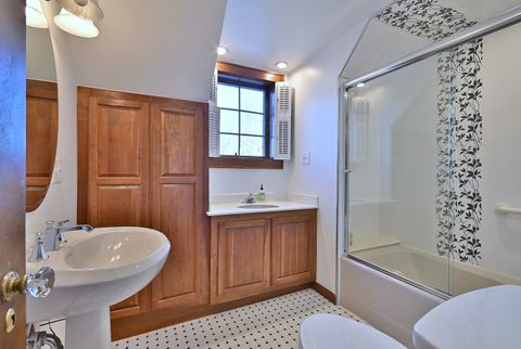 Tiny photo for 179 S Lawndale Avenue, Elmhurst, IL 60126 (MLS # 12572308)