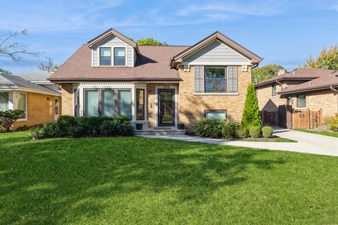 A home in Park Ridge