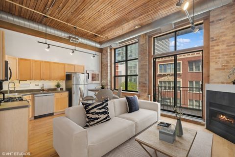 Tiny photo for 1801 S MICHIGAN Avenue #402, Chicago, IL 60616 (MLS # 12600912)