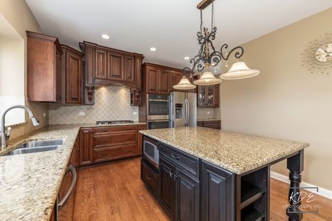 Tiny photo for 4031 Juneberry Road, Naperville, IL 60564 (MLS # 12595566)