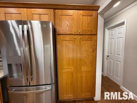 Tiny photo for 16429 N Hawthorne Hills Drive, Mt Vernon, IL 62864 (MLS # EB460518)