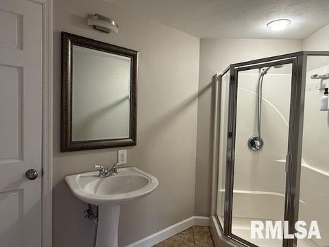 Tiny photo for 16429 N Hawthorne Hills Drive, Mt Vernon, IL 62864 (MLS # EB460518)