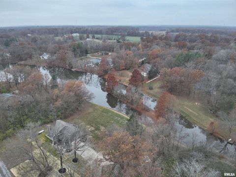 Tiny photo for 16429 N Hawthorne Hills Drive, Mt Vernon, IL 62864 (MLS # EB460518)