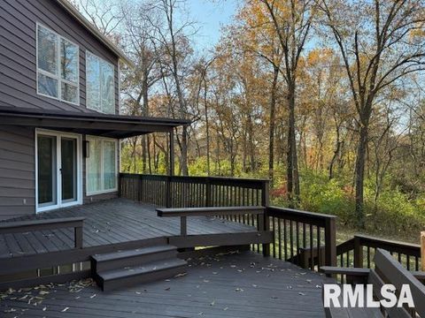 Tiny photo for 16429 N Hawthorne Hills Drive, Mt Vernon, IL 62864 (MLS # EB460518)