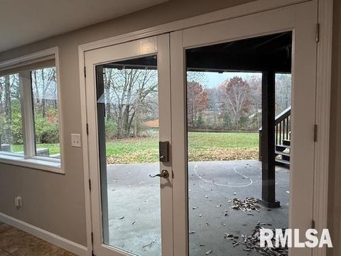 Tiny photo for 16429 N Hawthorne Hills Drive, Mt Vernon, IL 62864 (MLS # EB460518)