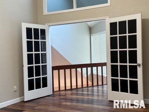 Tiny photo for 16429 N Hawthorne Hills Drive, Mt Vernon, IL 62864 (MLS # EB460518)