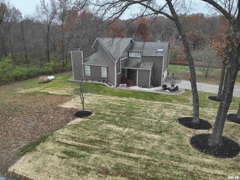 Tiny photo for 16429 N Hawthorne Hills Drive, Mt Vernon, IL 62864 (MLS # EB460518)