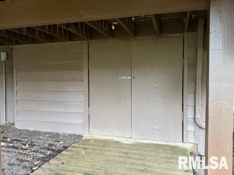 Tiny photo for 16429 N Hawthorne Hills Drive, Mt Vernon, IL 62864 (MLS # EB460518)