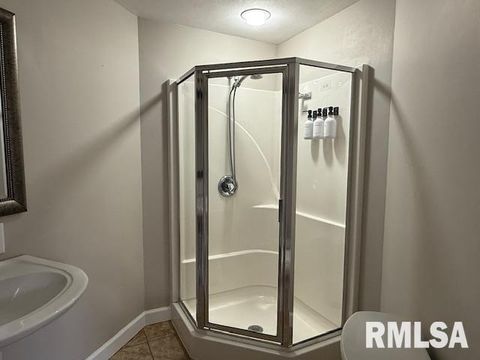 Tiny photo for 16429 N Hawthorne Hills Drive, Mt Vernon, IL 62864 (MLS # EB460518)