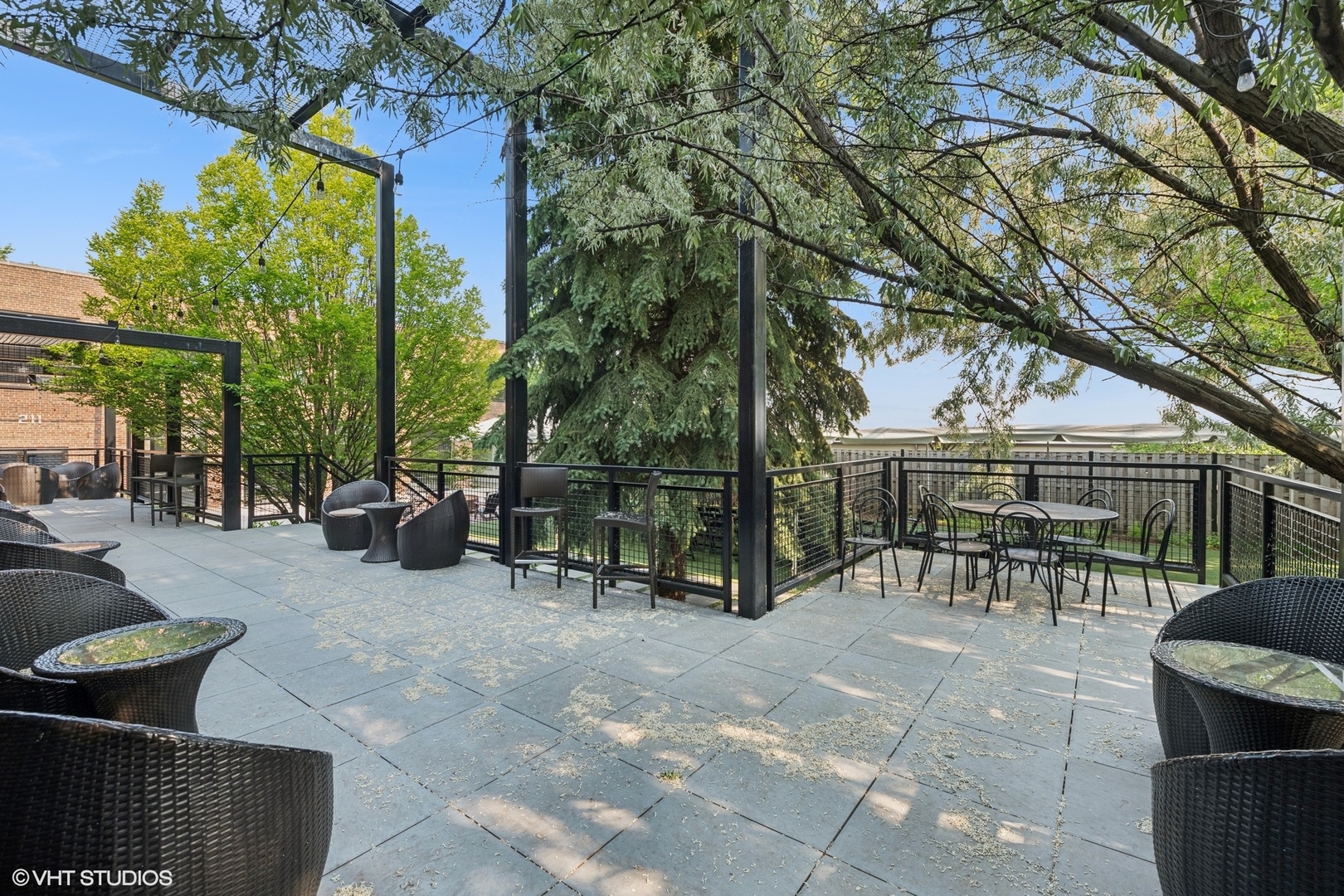 201 S Ashland Avenue