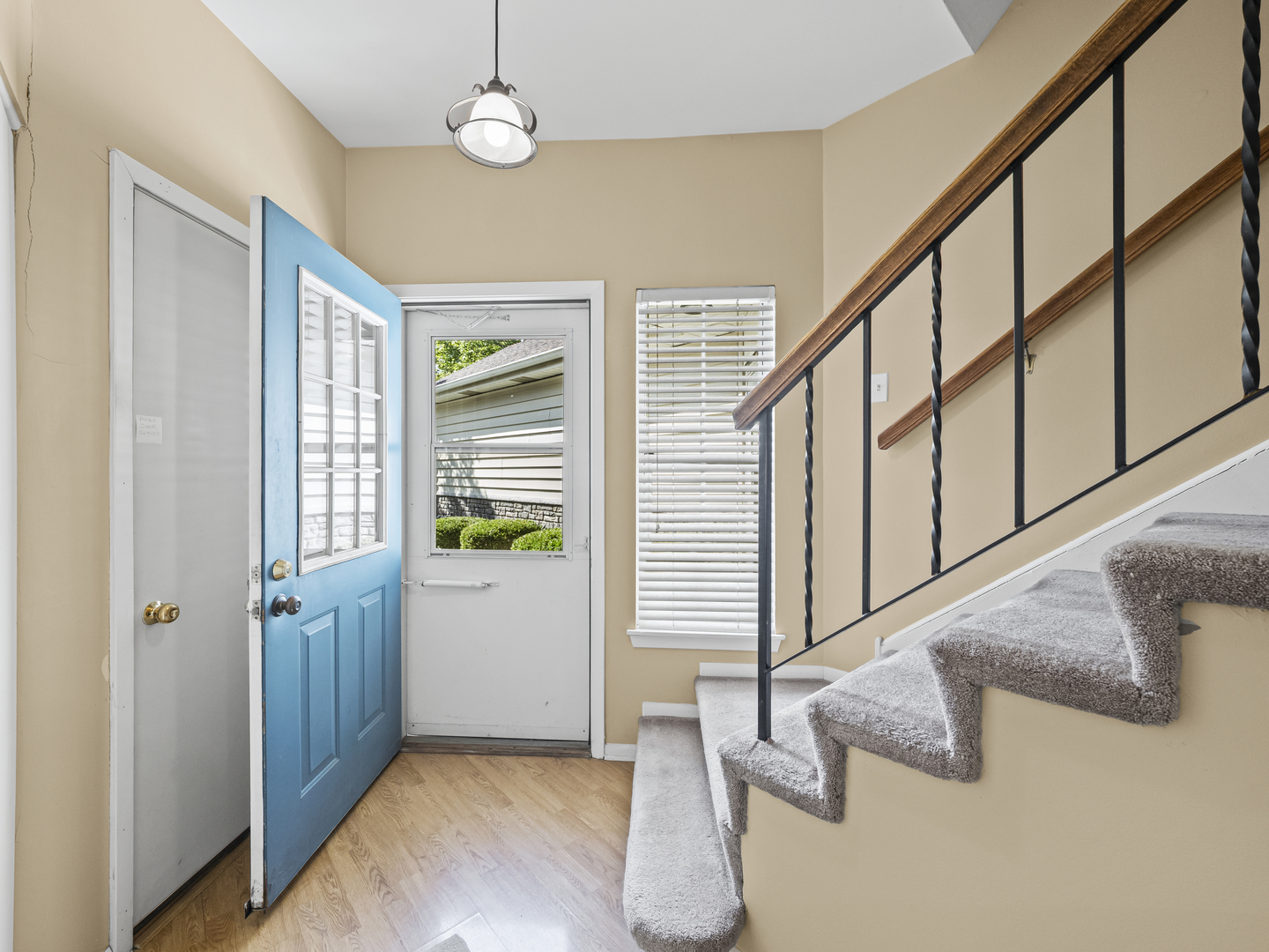 1229 Cranbrook Drive