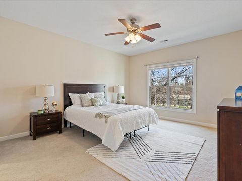 Tiny photo for 1227 E Kimberly Road #5, Bettendorf, IA 52722 (MLS # 12596790)