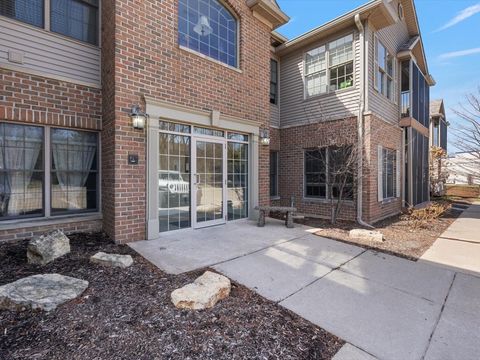 Tiny photo for 1227 E Kimberly Road #5, Bettendorf, IA 52722 (MLS # 12596790)