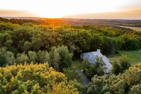 17615 Vinegar Hill Road Mt. Carroll IL 61053