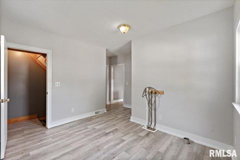 Tiny photo for 608 S OAKWOOD Avenue, Geneseo, IL 61254 (MLS # QC4267823)