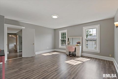 Tiny photo for 608 S OAKWOOD Avenue, Geneseo, IL 61254 (MLS # QC4267823)