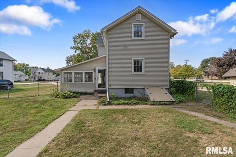 Tiny photo for 608 S OAKWOOD Avenue, Geneseo, IL 61254 (MLS # QC4267823)
