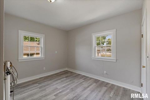 Tiny photo for 608 S OAKWOOD Avenue, Geneseo, IL 61238 (MLS # QC4267823)