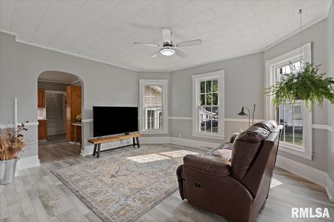 Tiny photo for 608 S OAKWOOD Avenue, Geneseo, IL 61254 (MLS # QC4267823)