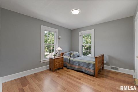 Tiny photo for 608 S OAKWOOD Avenue, Geneseo, IL 61238 (MLS # QC4267823)