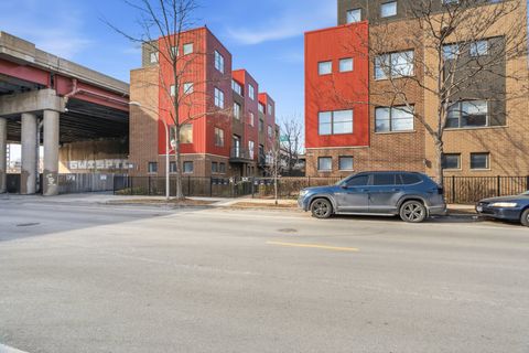 Photo of 648 W 16th Street #2, Chicago, IL 60616 (MLS # 12602669)
