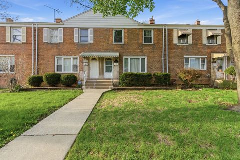 5226 W 64TH Place Chicago IL 60638