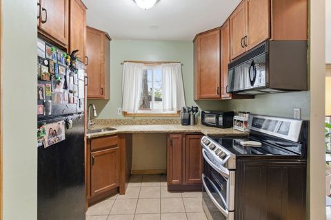 Tiny photo for 5226 W 64TH Place, Chicago, IL 60638 (MLS # 12616608)