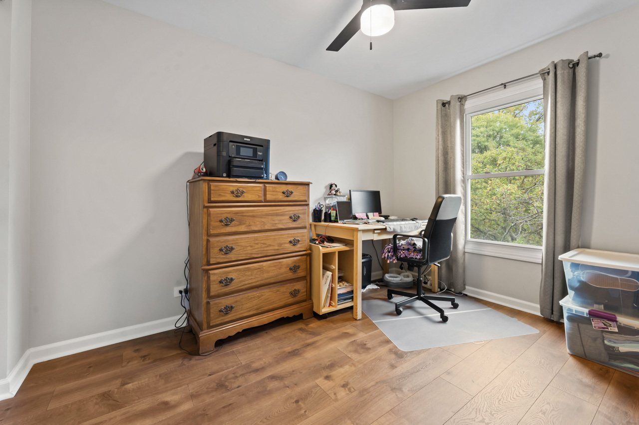 Elk Grove Village, Illinois 60007, United States, 4 Bedrooms Bedrooms, ,3 BathroomsBathrooms,Residential,Active,229950