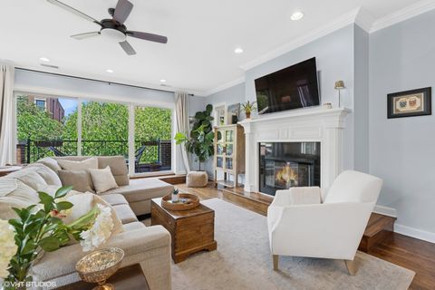 Tiny photo for 3509 N Fremont Street #3F, Chicago, IL 60657 (MLS # 12452332)
