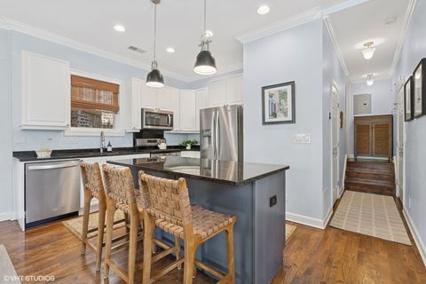 Tiny photo for 3509 N Fremont Street #3F, Chicago, IL 60657 (MLS # 12452332)