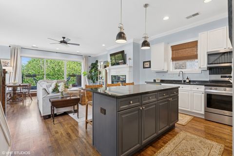 Tiny photo for 3509 N Fremont Street #3F, Chicago, IL 60657 (MLS # 12452332)