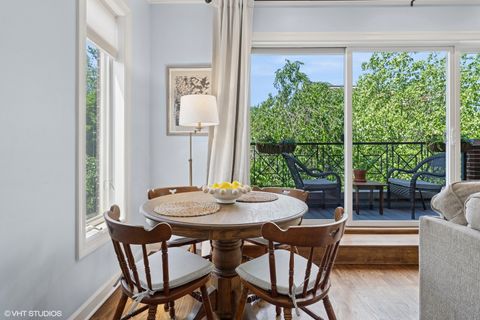 Tiny photo for 3509 N Fremont Street #3F, Chicago, IL 60657 (MLS # 12452332)