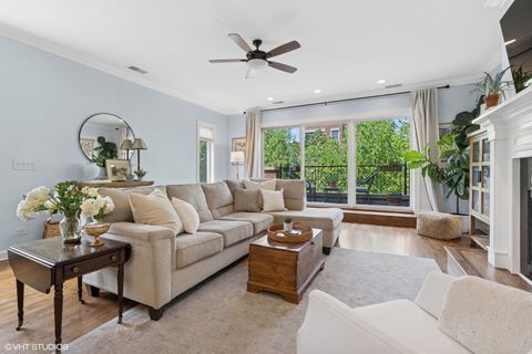 Tiny photo for 3509 N Fremont Street #3F, Chicago, IL 60657 (MLS # 12452332)