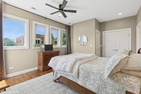 Tiny photo for 3509 N Fremont Street #3F, Chicago, IL 60657 (MLS # 12452332)