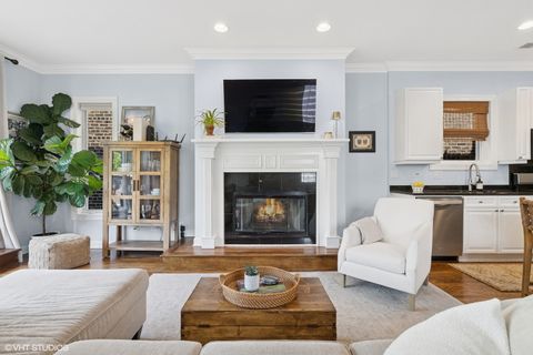 Tiny photo for 3509 N Fremont Street #3F, Chicago, IL 60657 (MLS # 12452332)