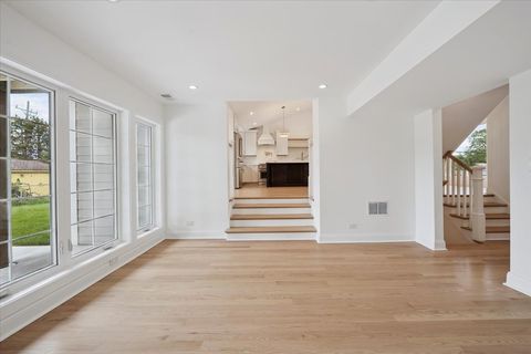 Tiny photo for 191 W Millers Road, Des Plaines, IL 60016 (MLS # 12465258)