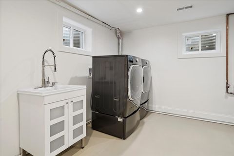 Tiny photo for 191 W Millers Road, Des Plaines, IL 60016 (MLS # 12465258)