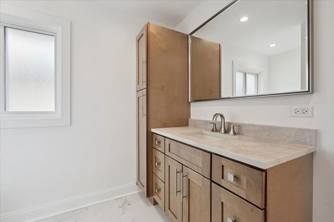 Tiny photo for 191 W Millers Road, Des Plaines, IL 60016 (MLS # 12465258)